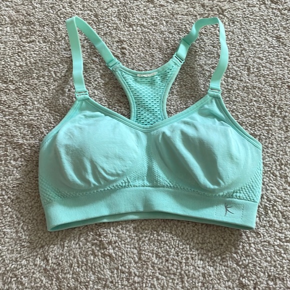 Danskin Other - 💕SOLD💕Danskin mint green sports bra